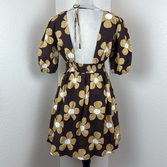 Jacquie The Label TAKE MY HAND FLORAL MINI DRESS Size Small NWT - Picture 5 of 10